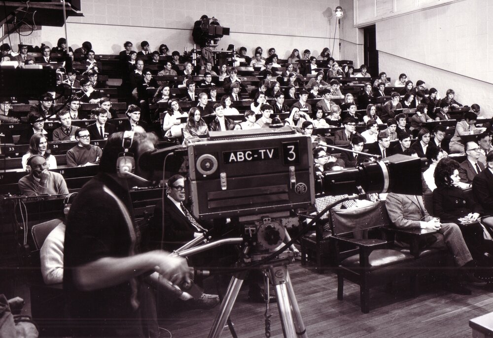 Televising an International Science School for High School Students Lecture