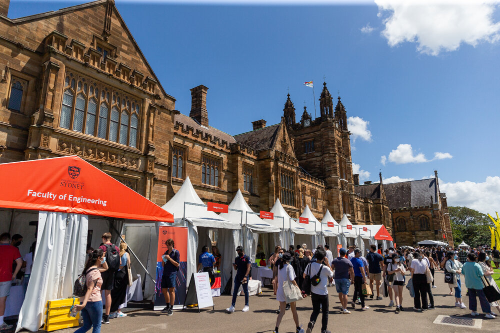 Welcome Week Stalls at University Place