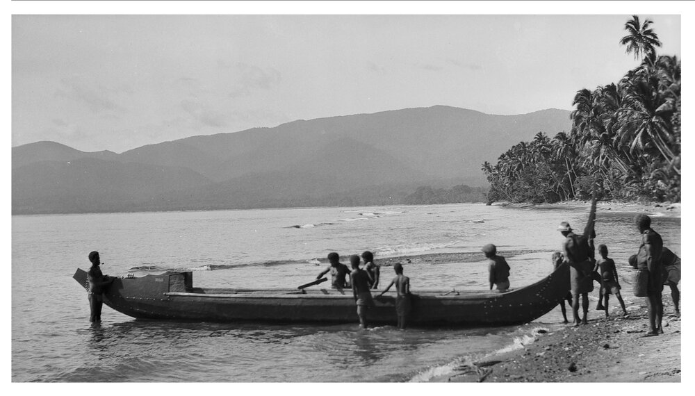 Binabina on Longgu Beach