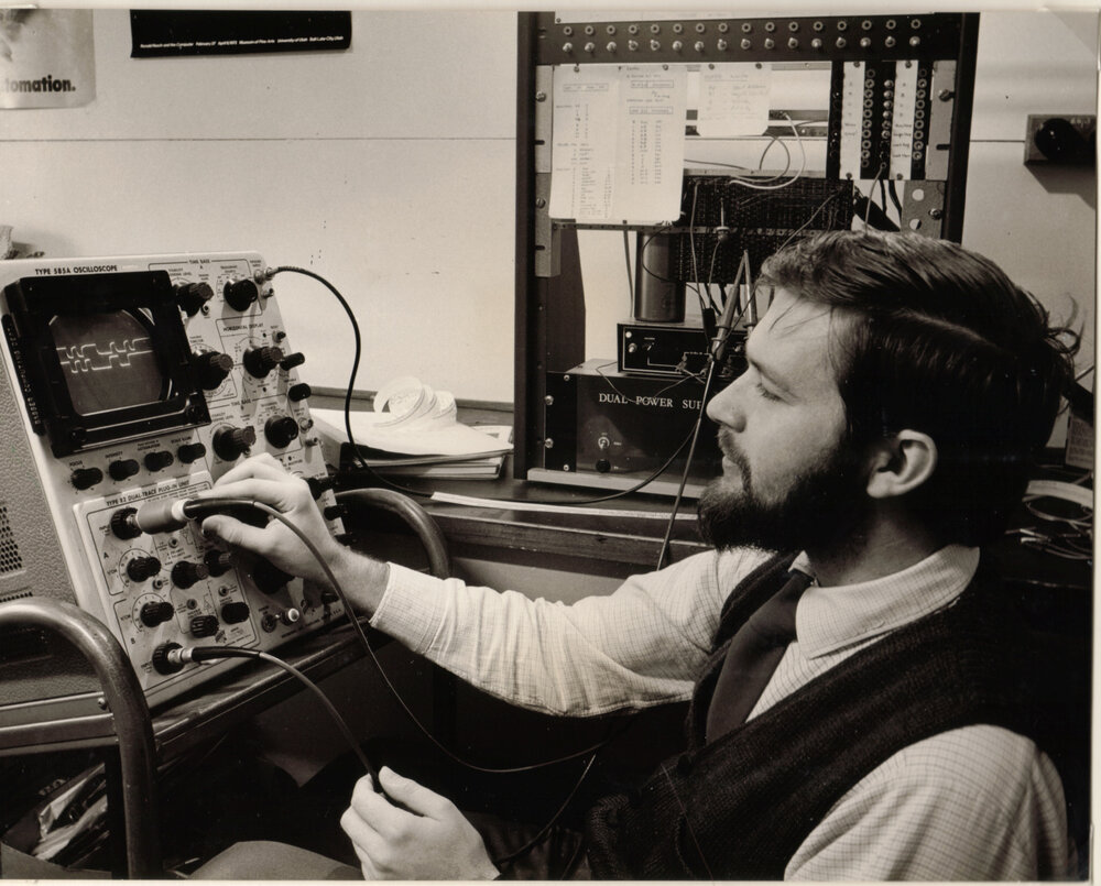 Dr AG Bromley Testing a Computer