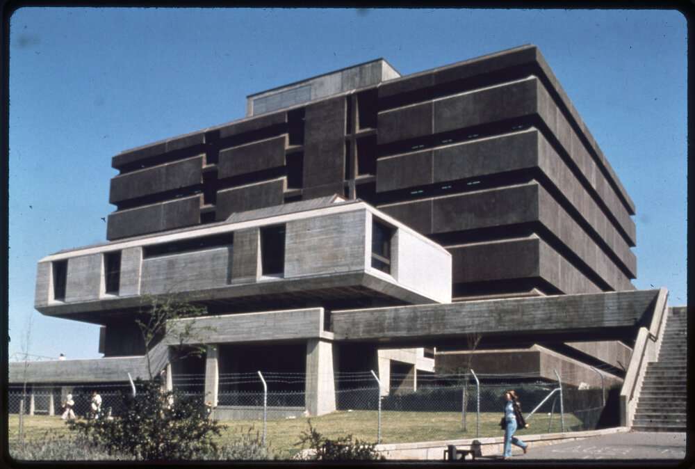Molecular Bioscience Building