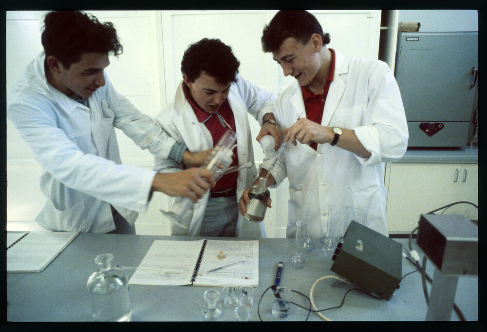 Pharmacy Students in Teaching Laboratory