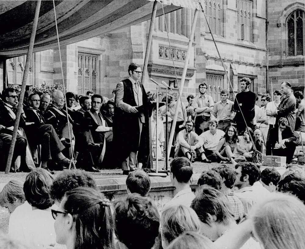 Orientation Week Official Welcome to Students on the Front Lawns