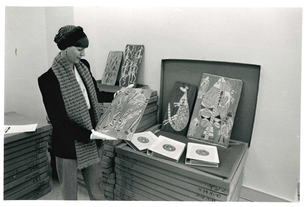 Bernice Murphy of the Museum of Contemporary Art (MCA) with Arnott's Collection