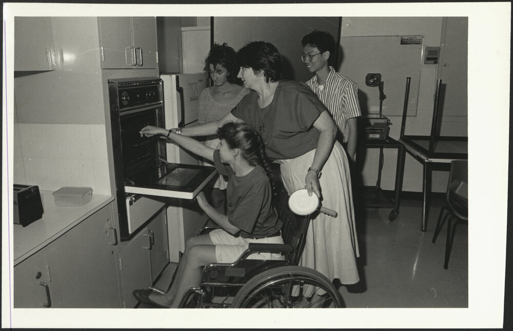 Moy Dibden and Students - Occupational Therapy, Faculty of Health Sciences