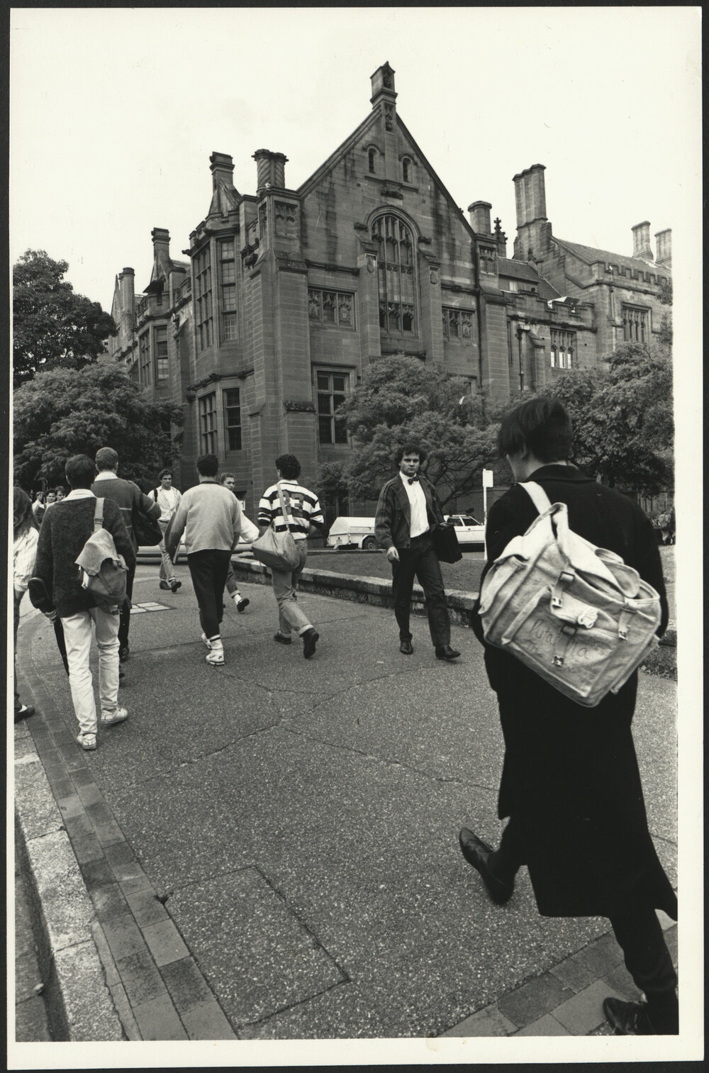 Students Walking on Manning Road Towards the Anderson Stuart Building