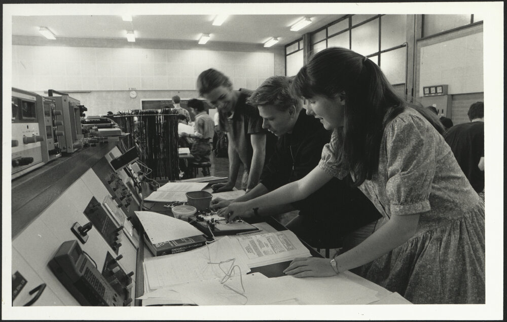 Second Year Electrical Engineering Students in Laboratory
