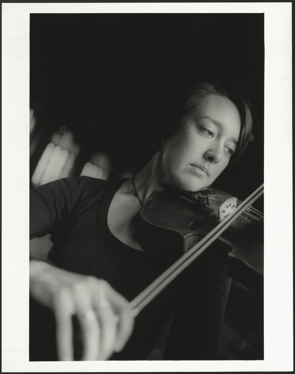 Conservatorium Student Philippa Allan with Violin