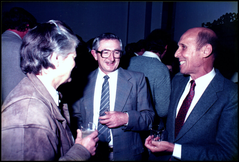 Bob MacIntosh and Peter Valder at John Thomson's Farewell Dinner