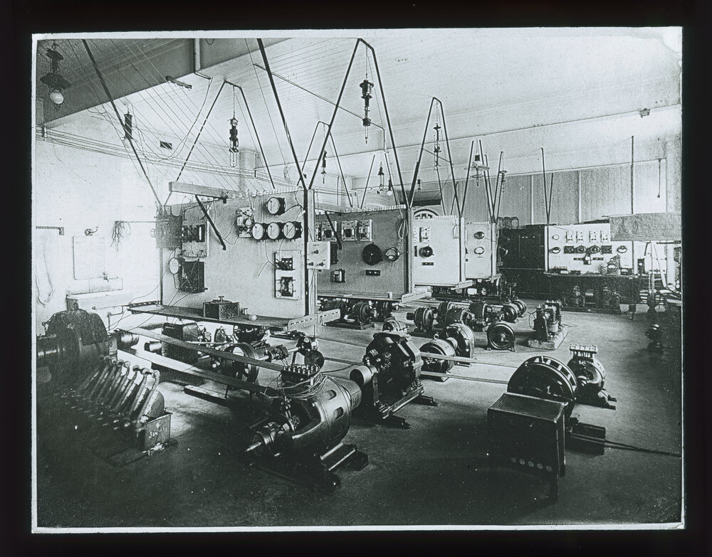 Fourth Year Lab in Peter Nicol Russell School