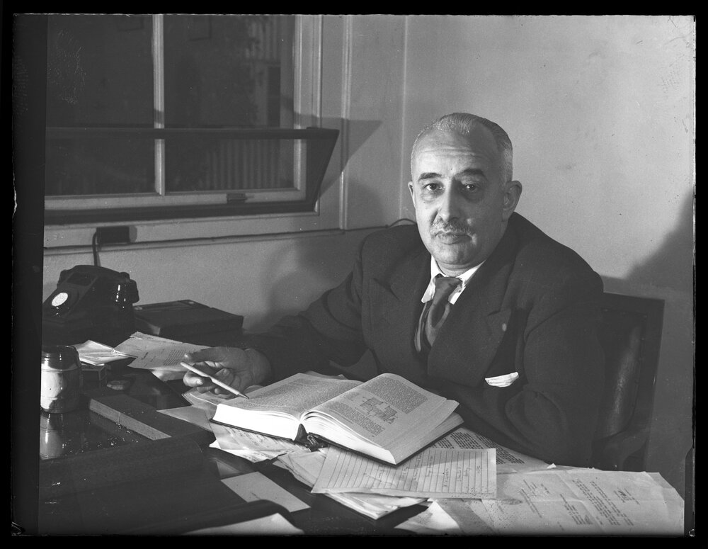 Thomas Girvan Hunter, Professor of Chemical Engineering