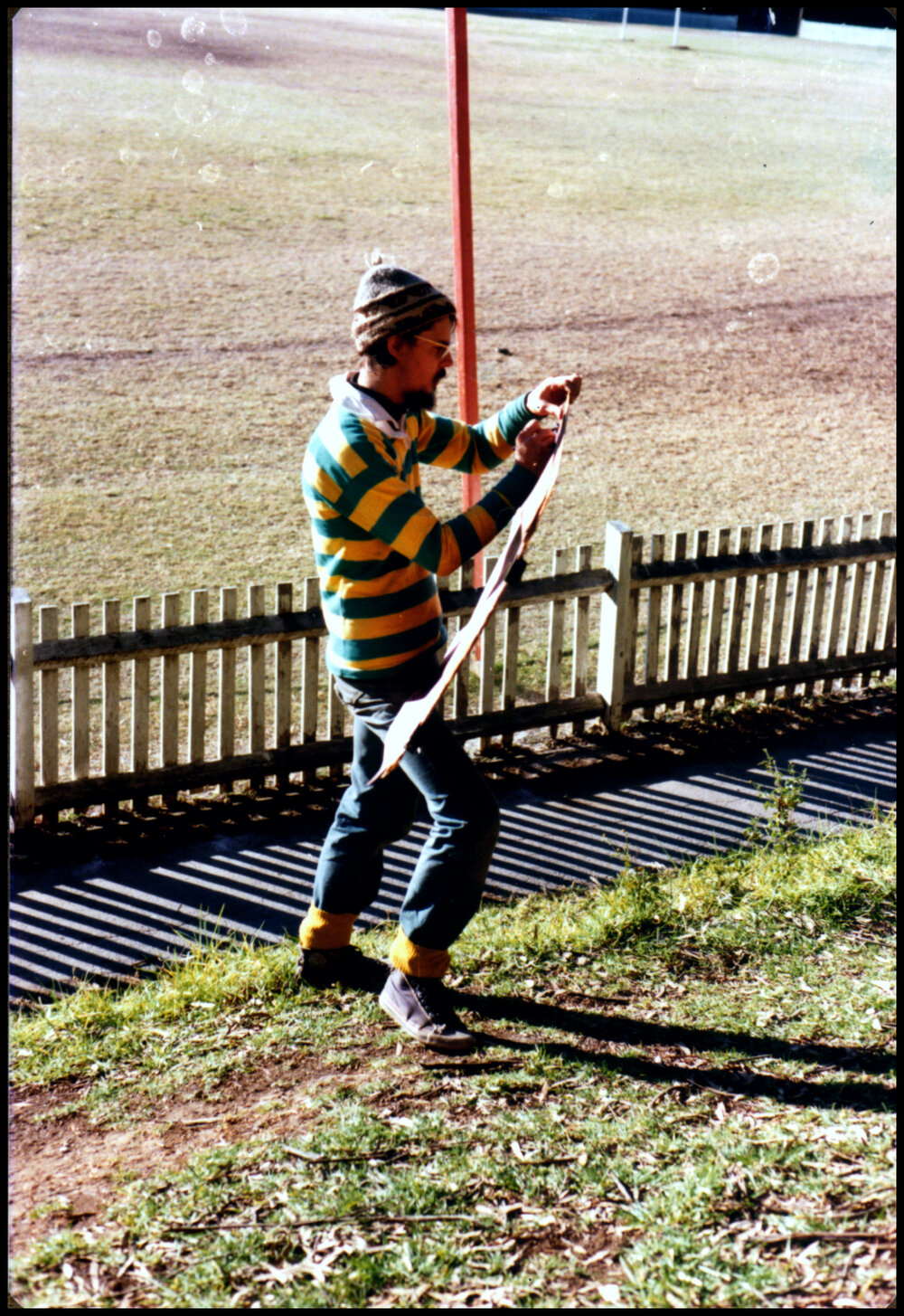 David Curtis Preparing 'The University of Sydney Grounds' Handout