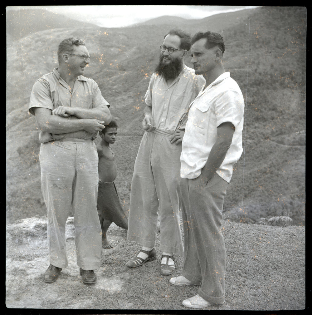 Fathers Besant, Willem and Alexis