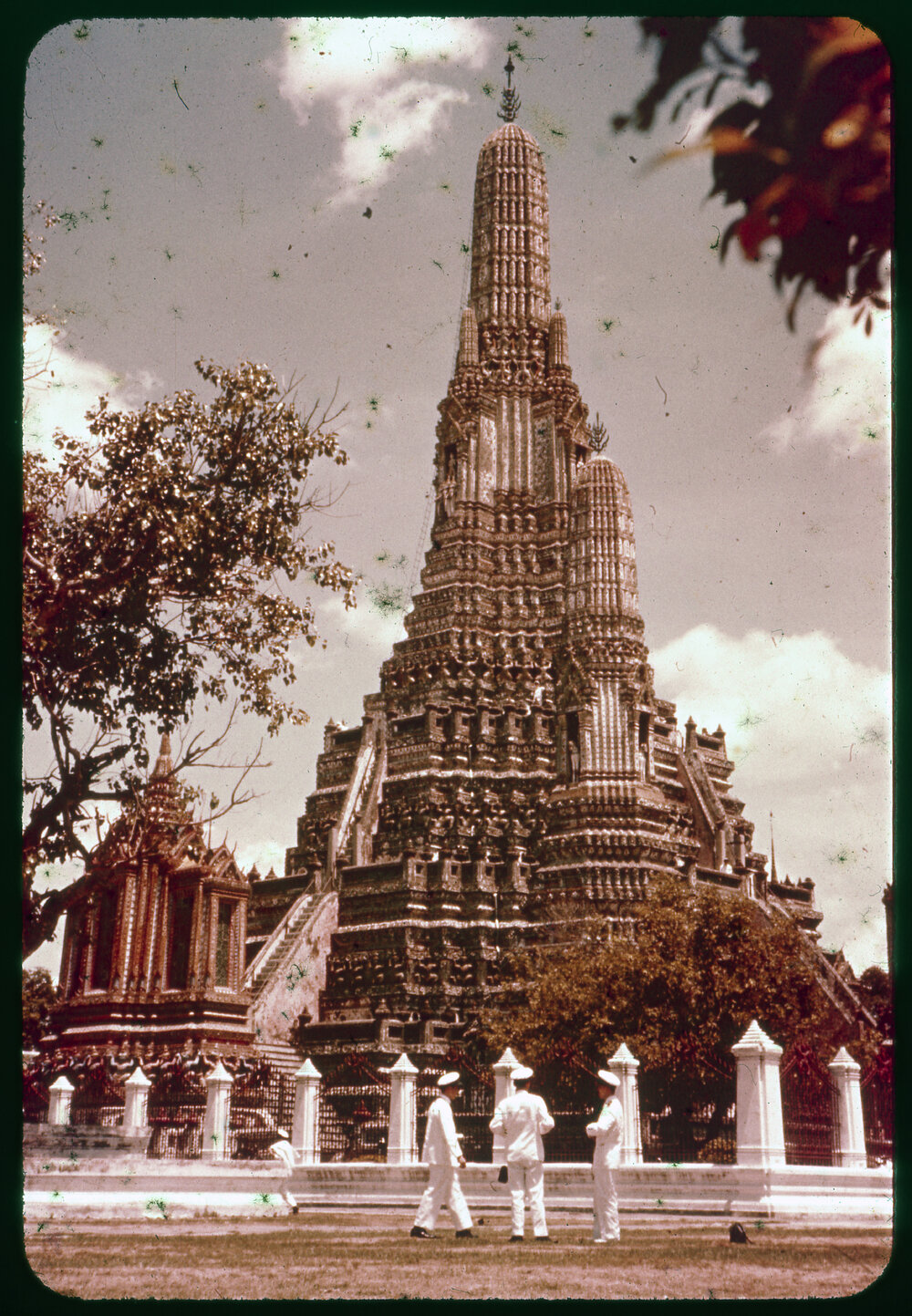 Wat Arun (Temple of the Dawn)