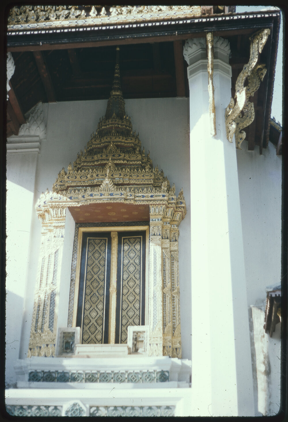 Door at Wat Na Phra Men (Monastery in Front of the Funeral Pyre)