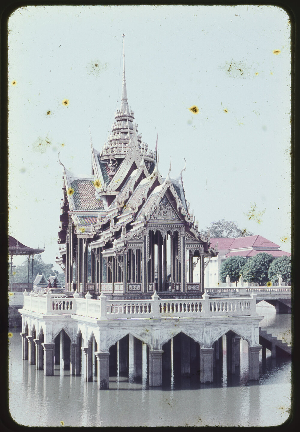 Lake Pavilion, Bang Pa-In Royal Palace