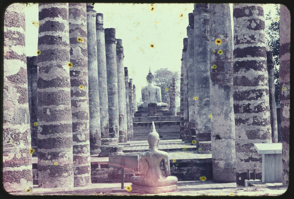 Statues at Sukhothai