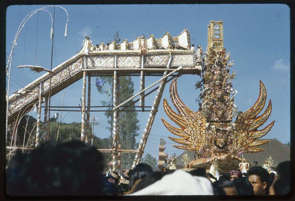 Construction of a Ngaben Bade
