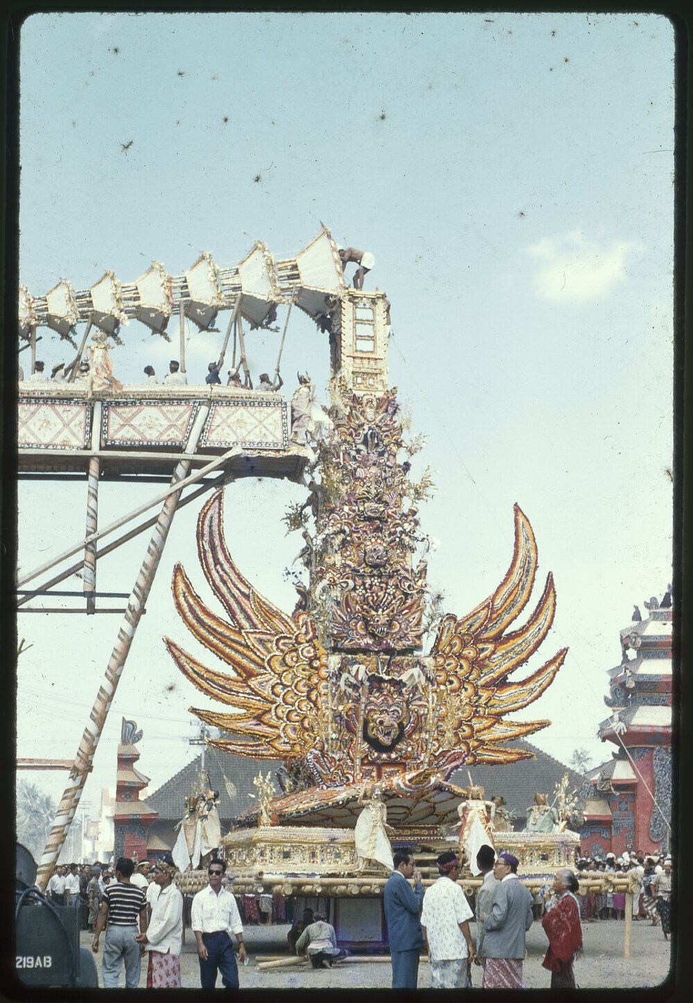 Construction of a Ngaben Bade