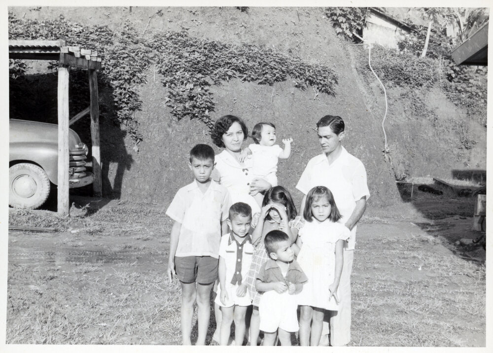 Man, Woman and Six Children
