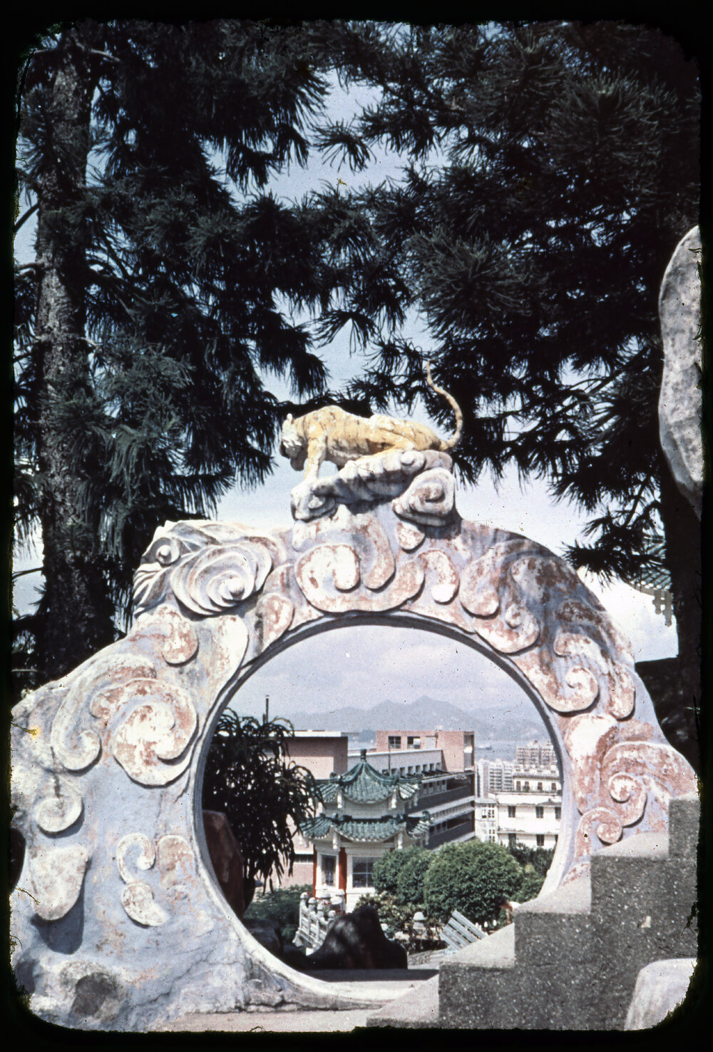 Statue in Tiger Balm Garden, Hong Kong
