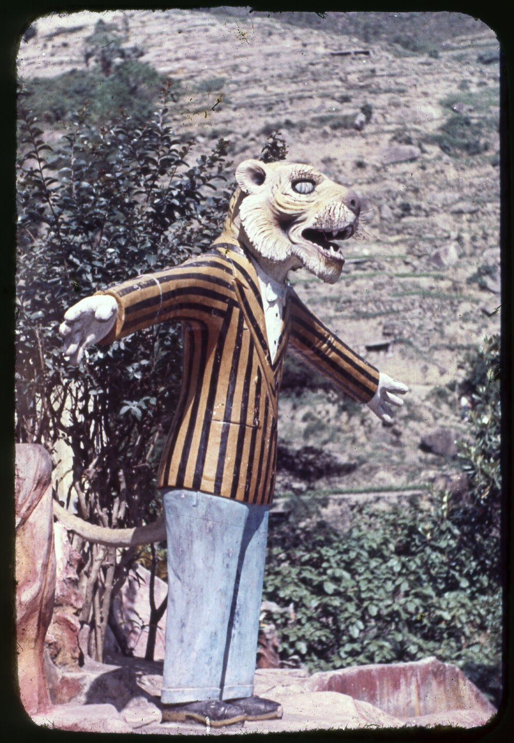 Statue at Tiger Balm Garden, Hong Kong