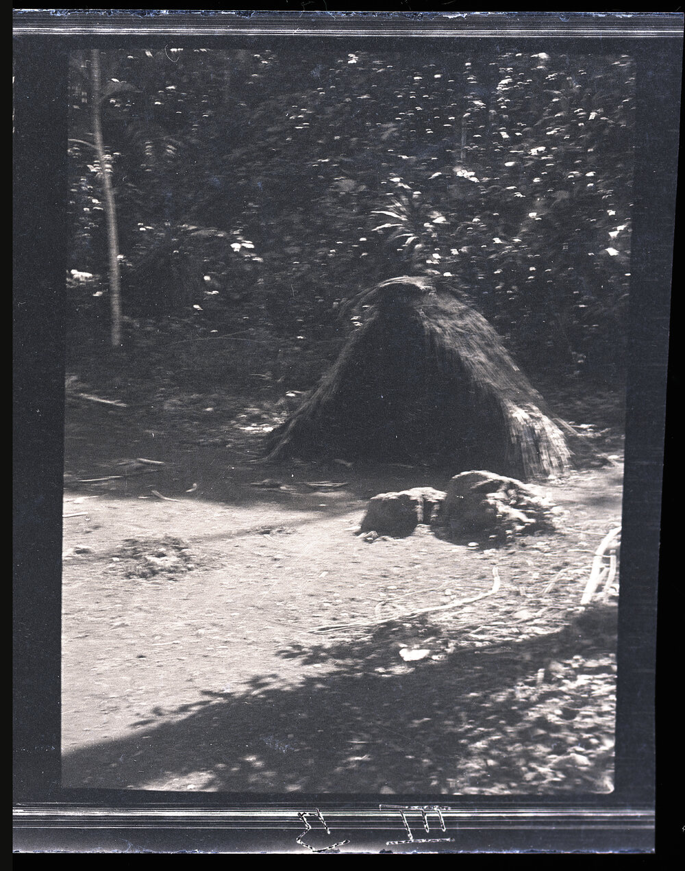 [Manum Island, New Guinea] Maternity Hut (Buoru&rsquo;u) 