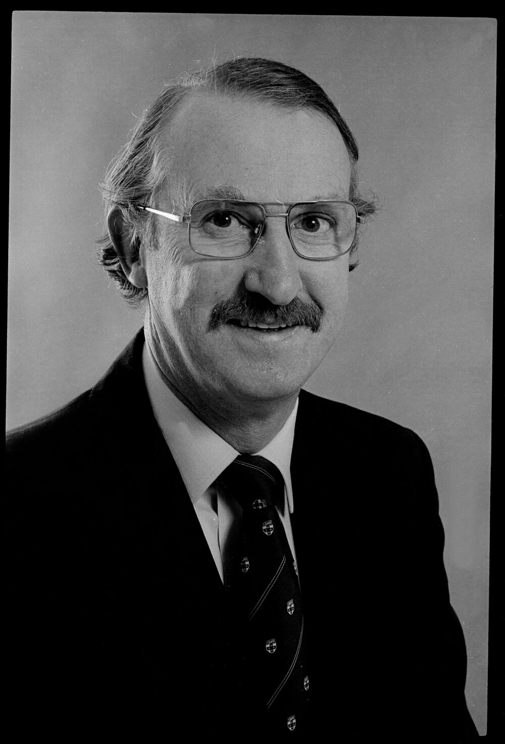 Professor Murray Wells, Accounting