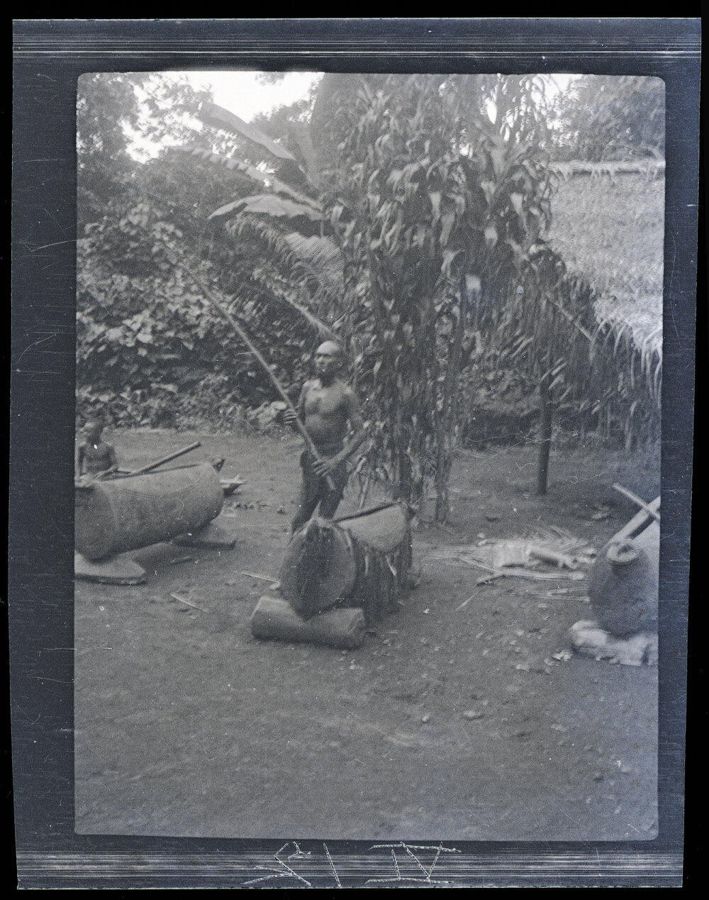 [Manum Island, New Guinea] Beating the Waia Gongs