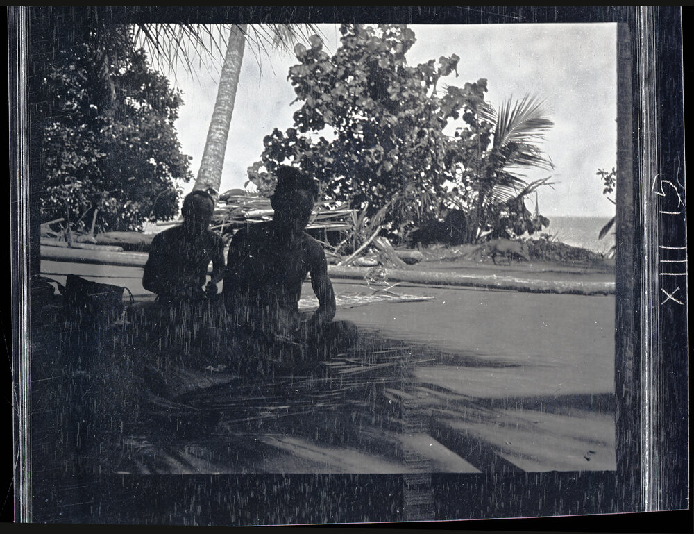 [Manum Island, New Guinea] Abarapurŋ and Zabebia Working Armlets