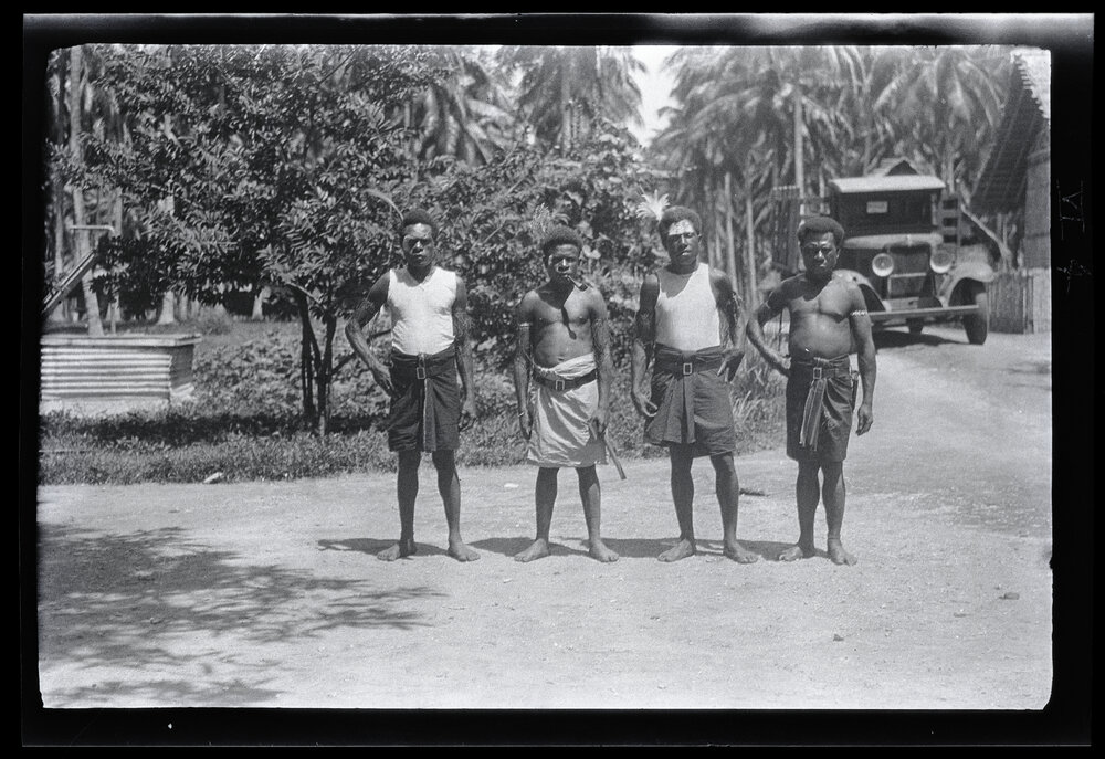 [Manum Island, New Guinea] Finished Timers on their way back to their Homes on the Sepic