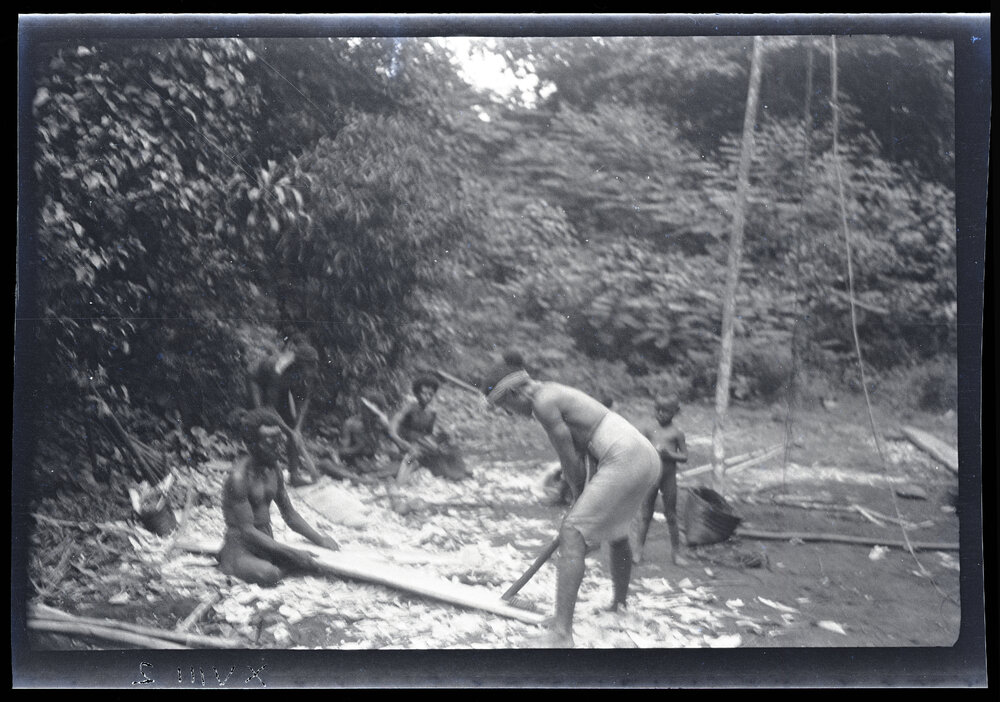 [Manum Island, New Guinea] Tsedam, Arornabia and Ararua at Yabururu's Place Preparing the Perapera Baba for Yabu&rsquo;s Canoe