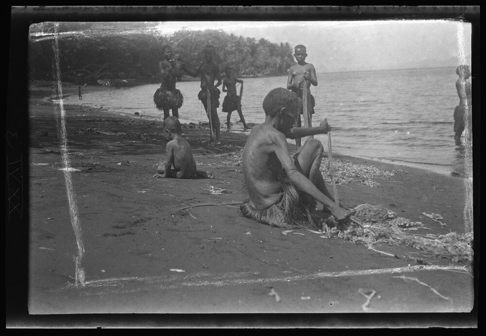 [Manum Island, New Guinea] Idimoŋa Preparing a'u Fibre