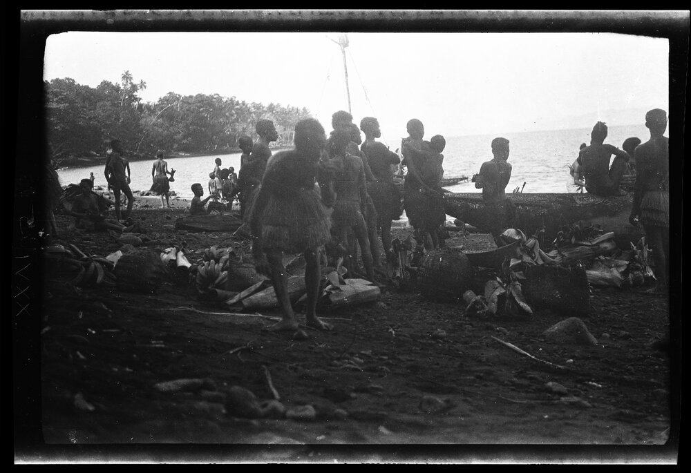 [Manum Island, New Guinea] The Cargo of aŋari and udi About to be Ladened onto the Tsokali Canoes for their Overseas Trip