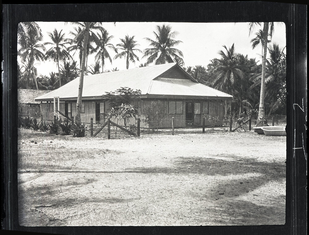 [Narau Island] Aiwo School