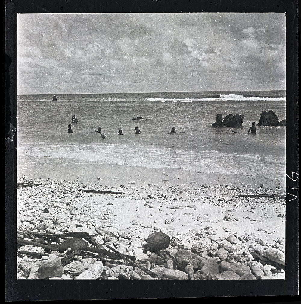 [Narau] Children Playing on the Reef at Anibari by with Toy Canoes