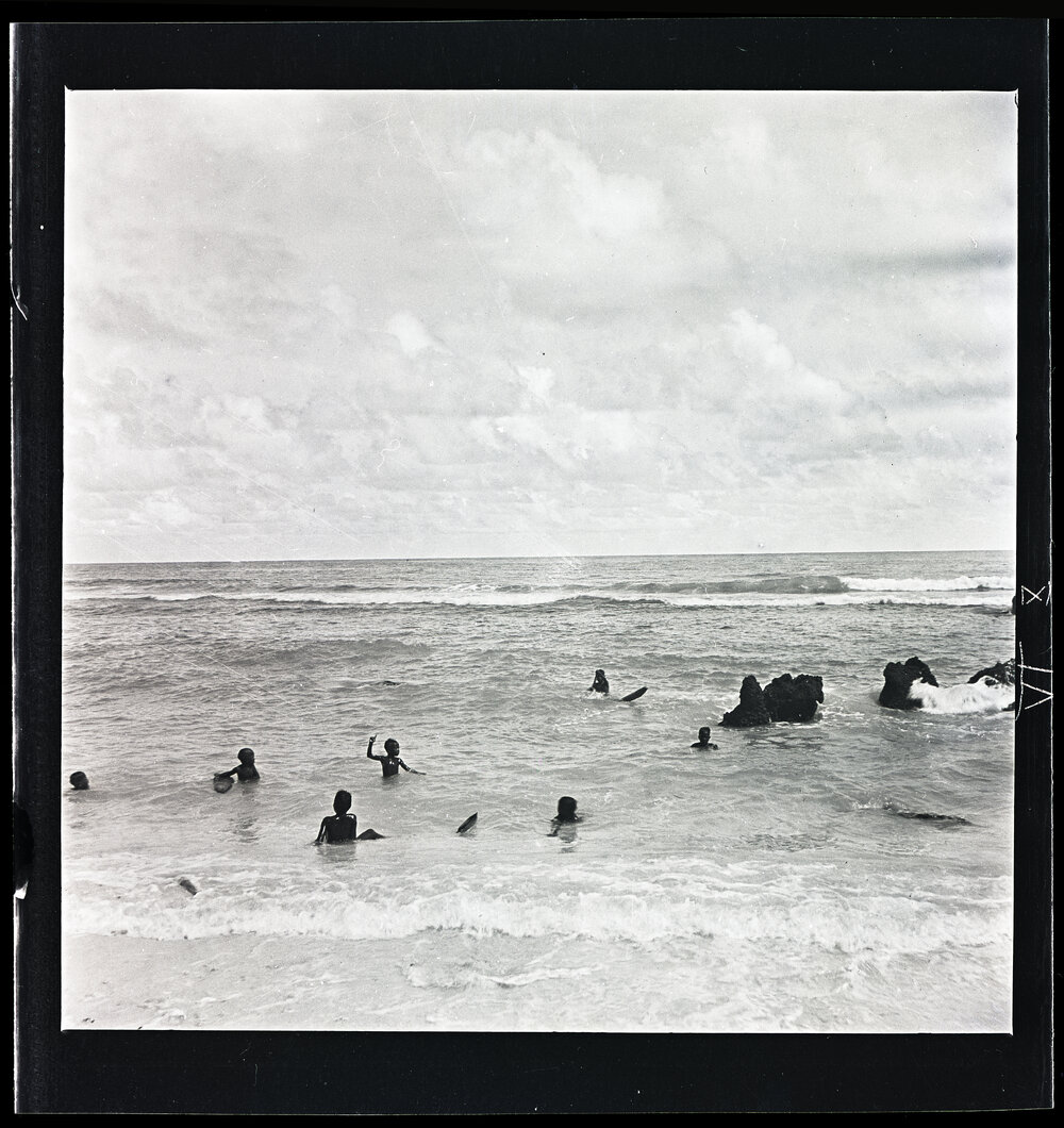 [Narau] Children Playing on the Reef at Anibari by with Toy Canoes