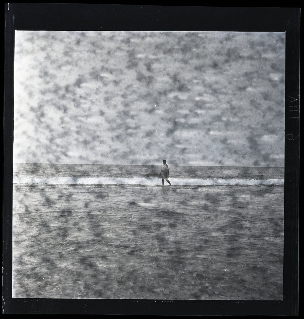 [Narau] Fishing with a Throwing-net on the Reef at Low Tide