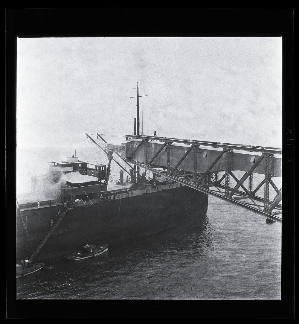 [Narau] Loading Phosphate into the Trentbank. The Right Arm of the Cantilever Loading the Forward Hold.