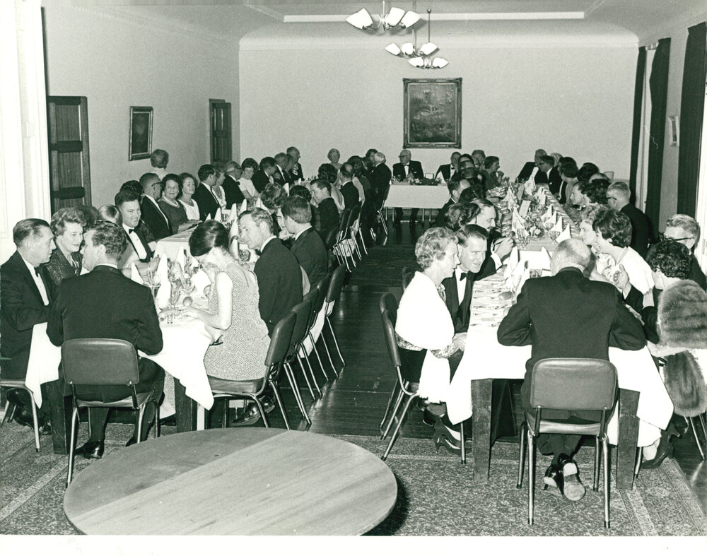 Dinner to Retiring Vice-Chancellor Professor Sir Stephen Roberts