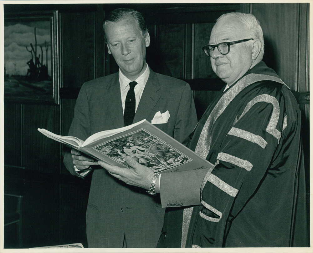 Presentation of Books by the Netherlands Consul-General, Mr Alex Laboyrie