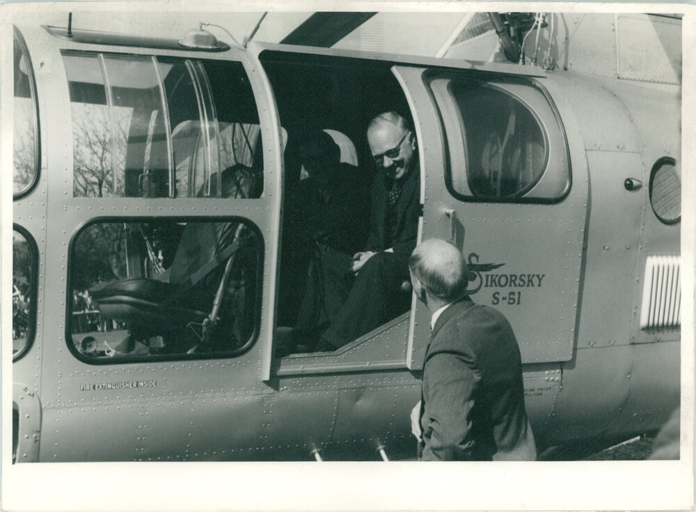 RAAF Helicopter on No 2 Oval