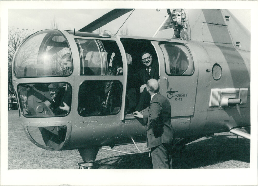 RAAF Helicopter on No 2 Oval