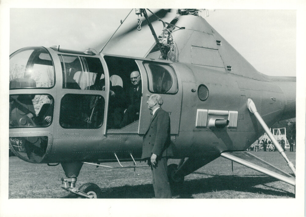 RAAF Helicopter on No 2 Oval