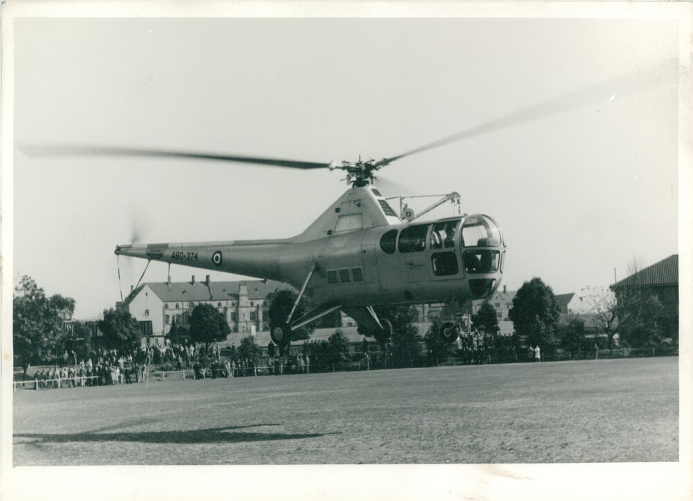 RAAF Helicopter on No 2 Oval
