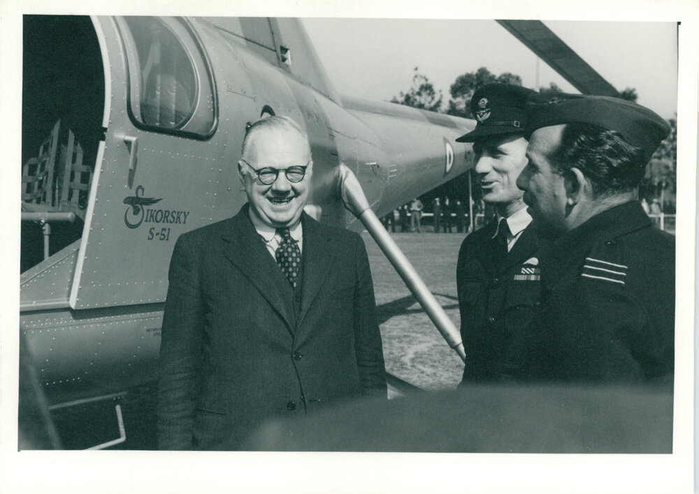 RAAF Helicopter on No 2 Oval