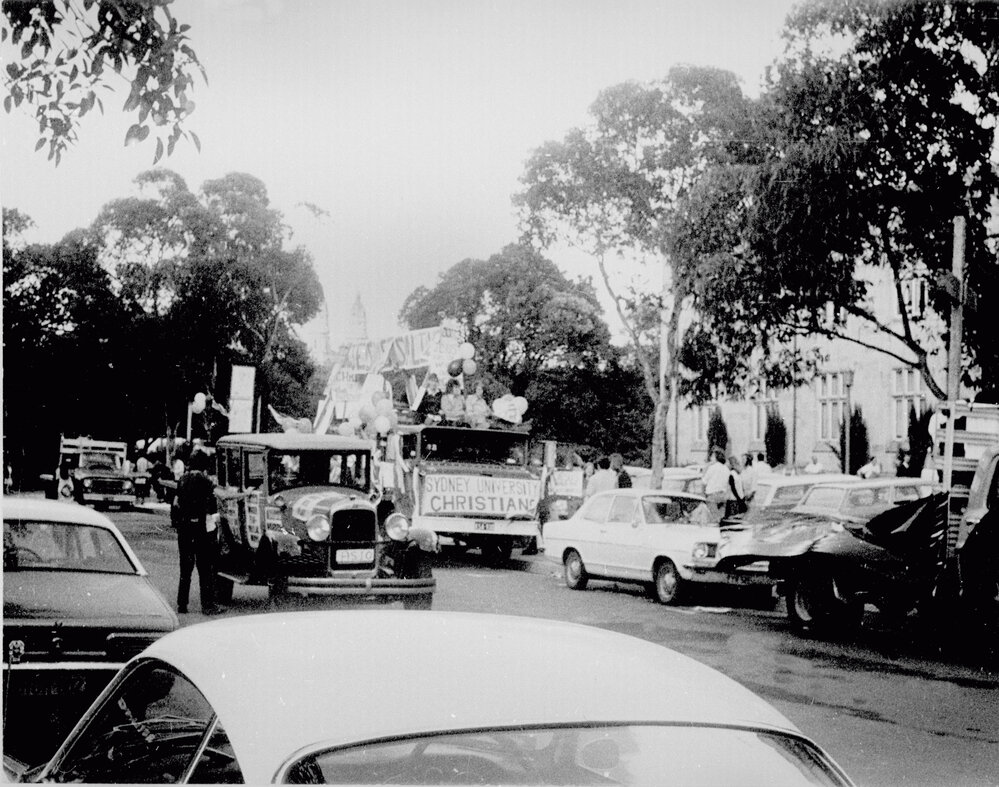 Festival Day, Commem/Commemoration Day Floats in Eastern Avenue, 1973