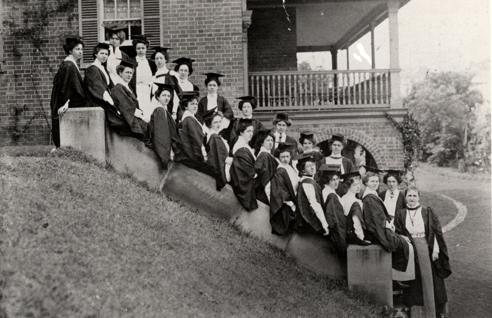 Women's College Students and Principal, 1910