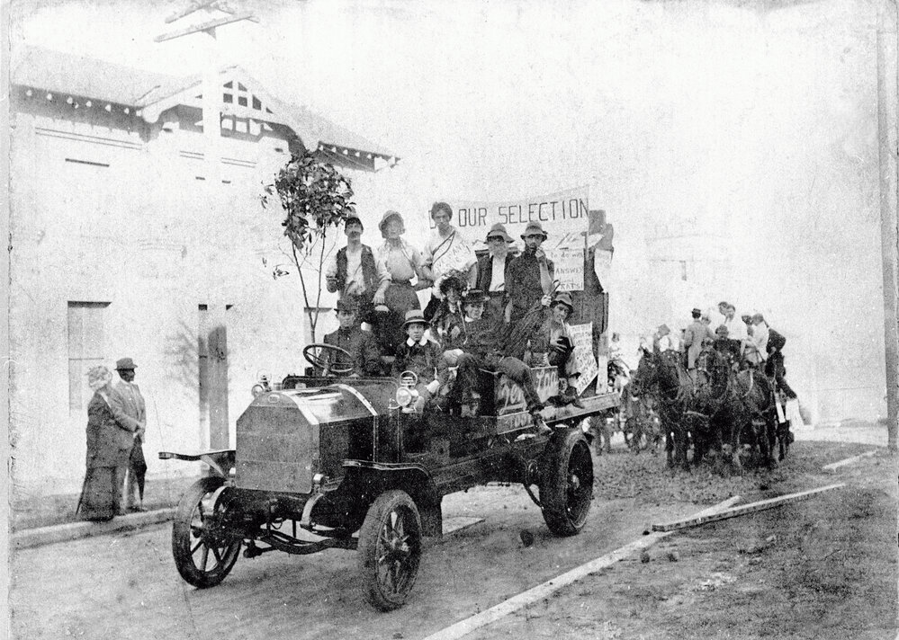 Festival Day/Commem Day 1913 Float, the First by Agriculture Students 