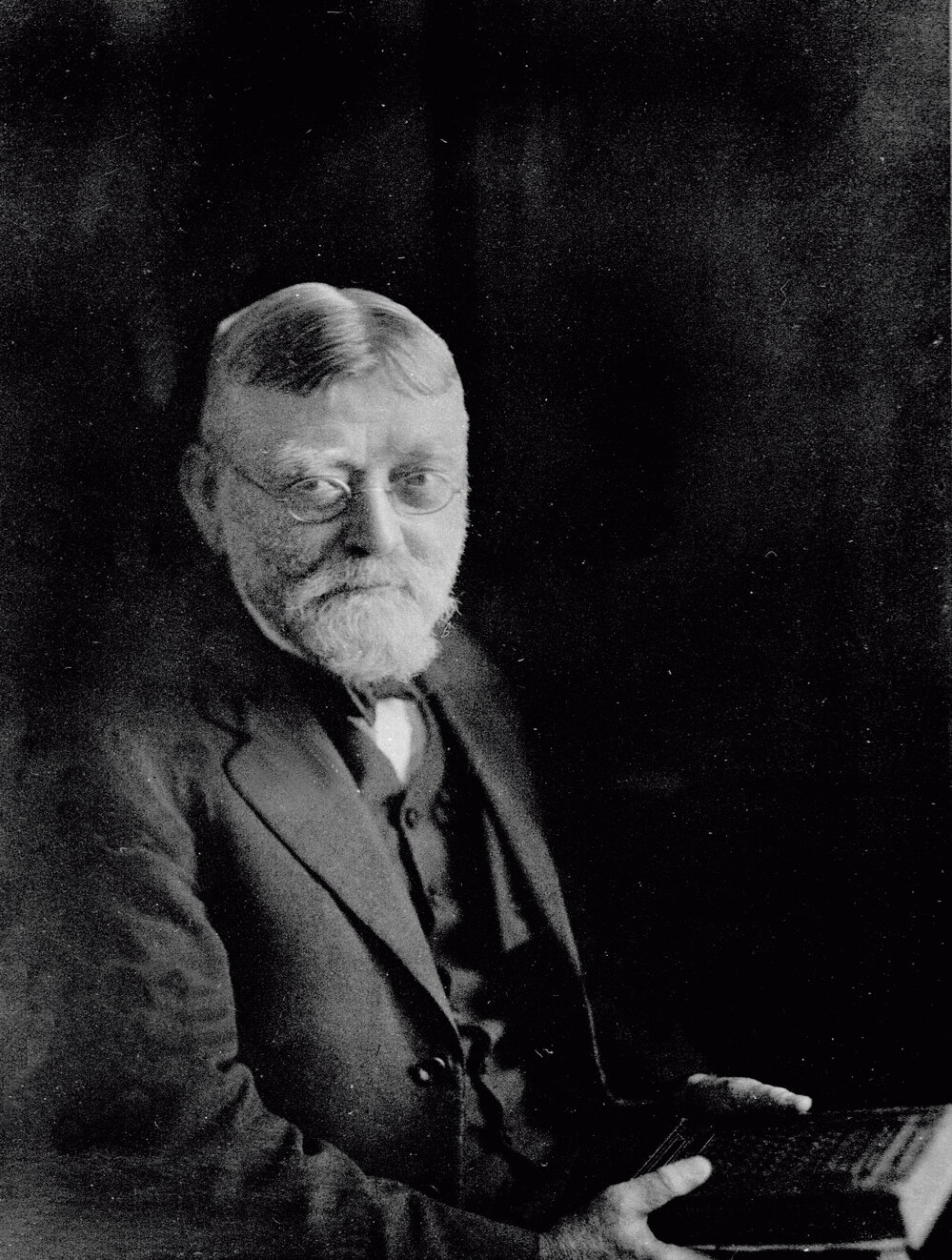 Chancellor Mungo William MacCallum